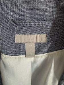 Gray Blazer - Stylish &amp; Versatile