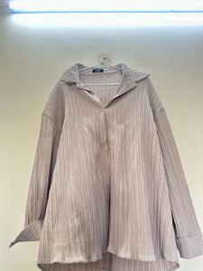 Textured Collared Long Sleeve Shirt