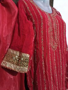beautiful dark pink💕 kurti with duppatta and pent