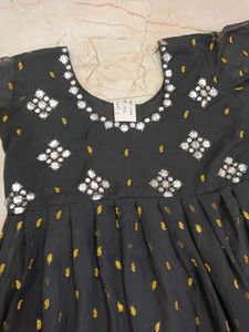 Elegant Black Kurta Set with Mirror Details L