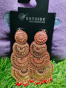 Red Circle Four Floor Earings