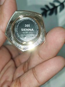 Real Ritual Lipstick - Nude Shade