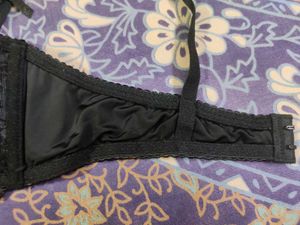 Sexy Black Lace Non Padded Bra With Wiring