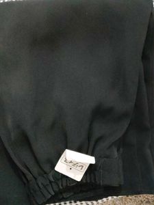 Jet Black High-Waisted Divided skirt