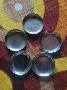 Set of 5 Mini plates