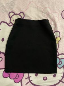 Classic Black Mini Skirt
