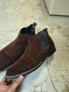 Brown Velvet Chelsea Boots 🔥