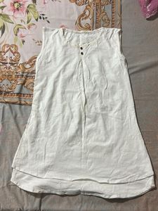 Elegant Sleeveless White top