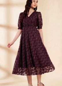 Elegant Lace Midi Dress