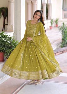 Elegant Anarkali Kurta with Dupatta