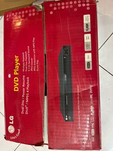 LG Slimline DVD Player with Remote