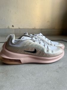 Nike Air Max Axis Uk 3.5