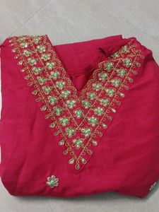 Red Kurta Set with Intricate Embroidery
