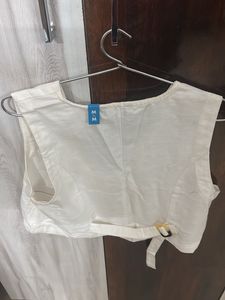 Cream V-Neck Sleeveless Vest Top