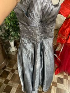 Elegant Grey Embellished Gown🦋🎀🧚🏻‍♀️