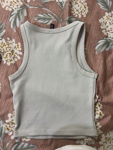 H&amp;M Crop top Bundle