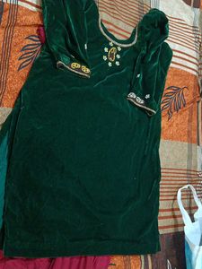 Elegant Velvet Kurta Set with Pants
