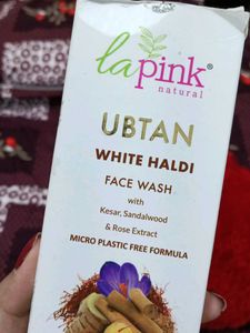 La Pink Ubtan White Haldi Face Wash