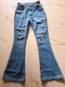 Distressed bootcut Jeans