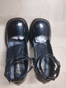 Black Patent Mary Jane Style Heels