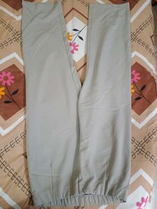 Chic Grey Wide-Leg Pants