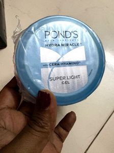 Pond's Hydra Miracle Super Light Gel
