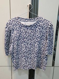 Cute Floral Print Puff Sleeve Top