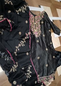 Pakistani  Suit