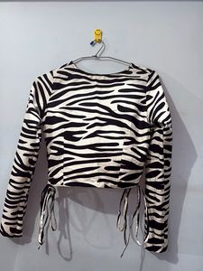 Stylish Zebra Print Crop Top
