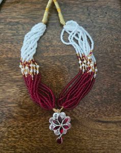 Red &amp; White Beaded Necklace SS925 pendant