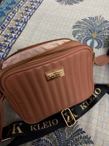 Kleio Crossbody Bag - Stylish &amp; Chic