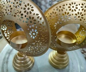 Mariya Handcrafted Hurricane Metal Tealight Candle