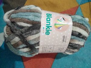 Blankie Multi Yarn Ball