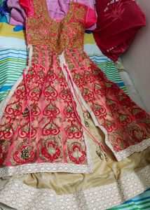 Stunning Pakistani Wedding Dress