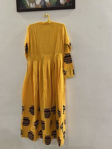 yellow gold  colour floor length kurt
