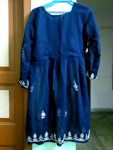 Navy Blue Embroidery Chikankari Kurta...🧚🏻‍♀️🧚