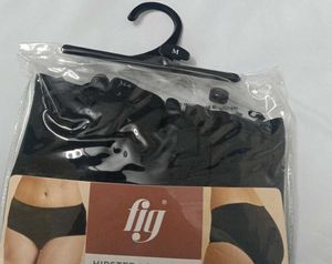 Fig pack of 3 new briefs- Size M