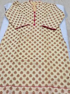 Cream &amp; Pink Printed Kurta Set