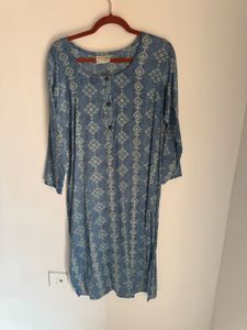Printed Kurta Set by Prasanthi