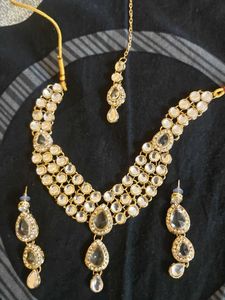 Necklace Set with Earring