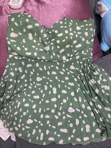 Green Pleated strapless Top