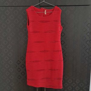 Chic Red Bodycon Dress