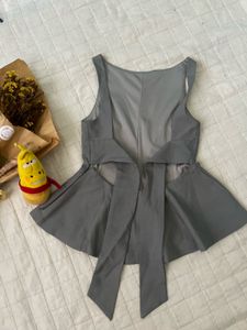 classy grey top