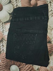 Black Distressed Skinny Jeans