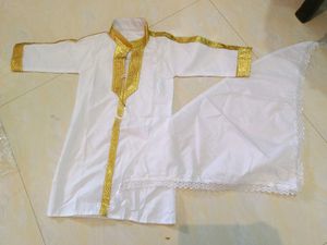 🪙🤍White Kurta with Gold Embellishments