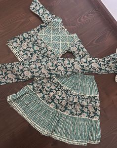 Green Floral Kurta Set with Skirt