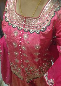 Pink Heavy kurti skirt dupatta set
