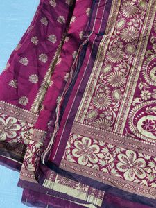 Elegant Paisley Saree