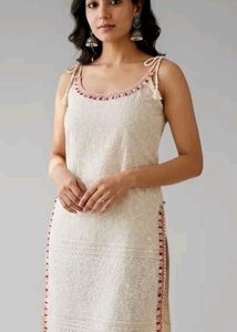 Sleeveless white kurti trending