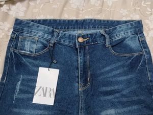 SKEN&amp;J Distressed Hem Jeans